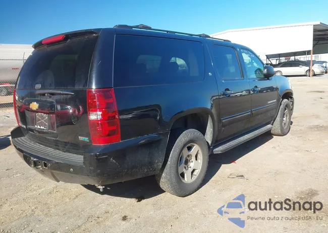 1GNSCJE06CR253670: 44175156