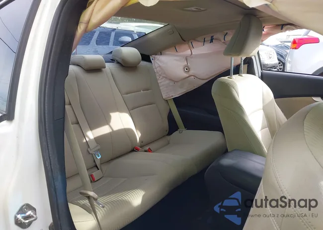 1HGCT1B78EA002425: 44176468