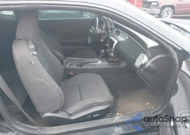 2G1FD1E31F9260230: 44176485