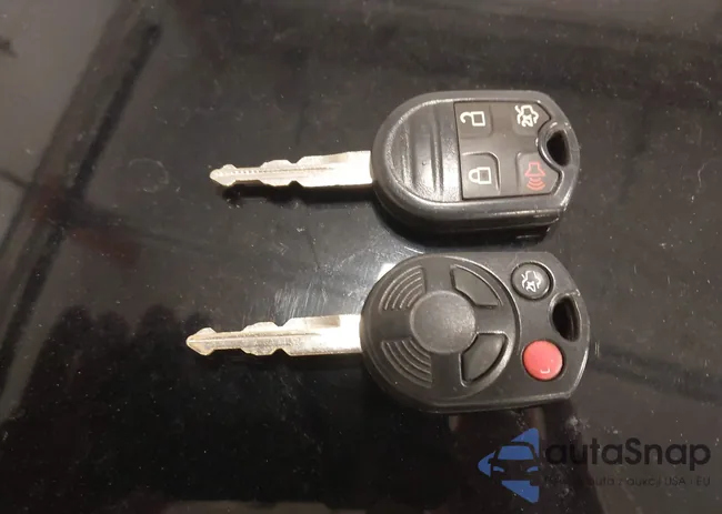 1FMCU9D79CKA85275: 44176487