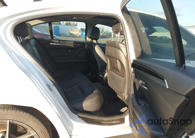 WBA5A7C50FD622891: 44176557