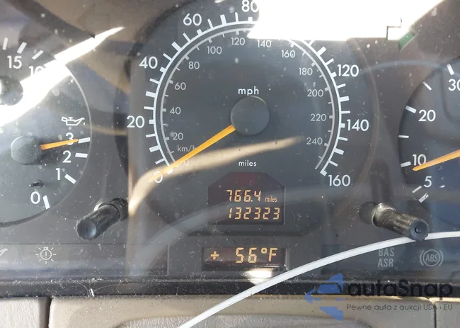 WDBGA33G5XA421897: 44176603