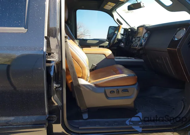 1FT7W2BT4FEA75053: 44176843