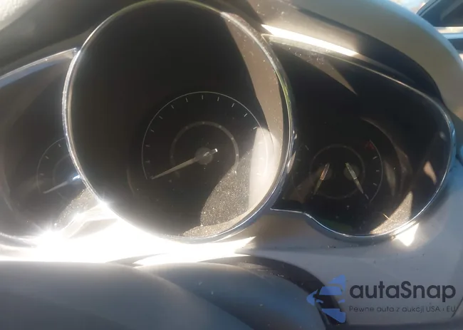 1G1ZC5E04CF304012: 44176868