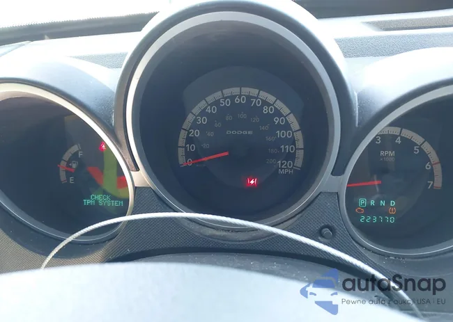 1D8GU58K38W102053: 44176930