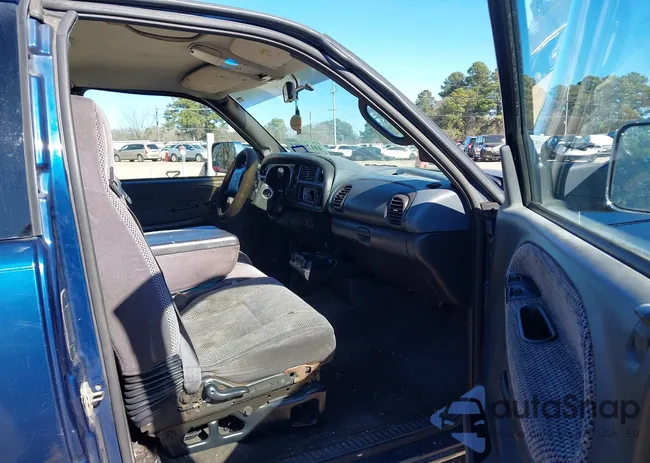 1B7HC13Z91J249175: 44176983