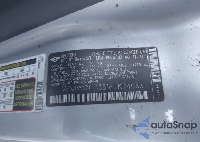 WMWRC33516TK94083: 44176066