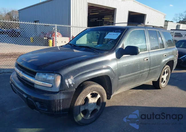 1GNDT13S962357483: 44176128