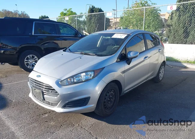 3FADP4TJ0FM200445: 44176213