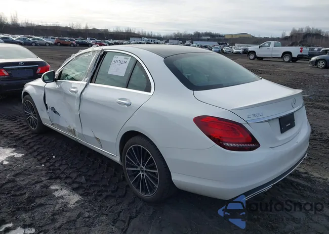 WDDWF8EB7KR514823: 44176235