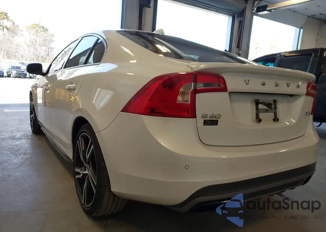 YV149MFM8F2334261: 44176256