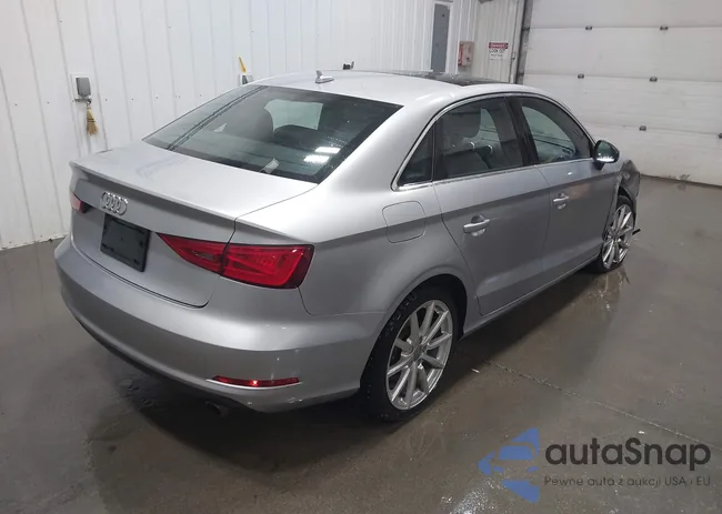 WAUBFGFF1F1061062: 44176344