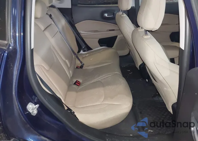 3C4NJCAB3JT140780: 44176405