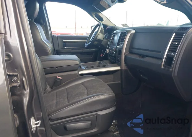 1C6RR7MT1GS302364: 44176440