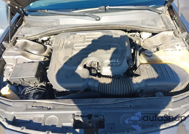 2C3CCAAG0FH887243: 44177418