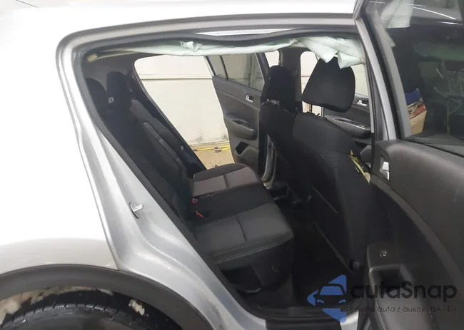 KNDPMCAC5L7674380: 44177428