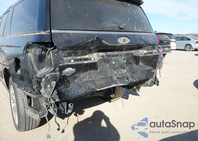 1FMJK1P82REA47607: 44177537