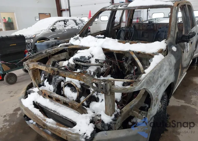 3C63RRGL0NG286885: 44177553