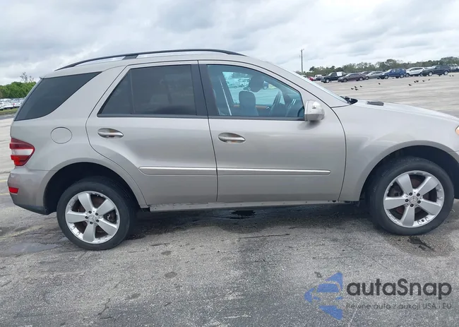 4JGBB86E69A499054: 44177556