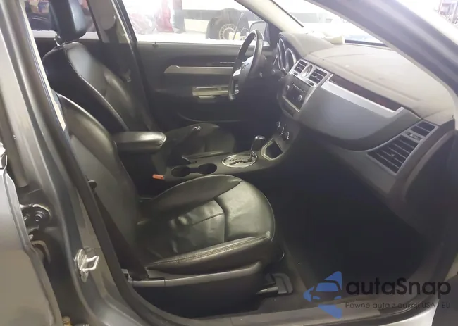 1C3CC5FB9AN216786: 44177559