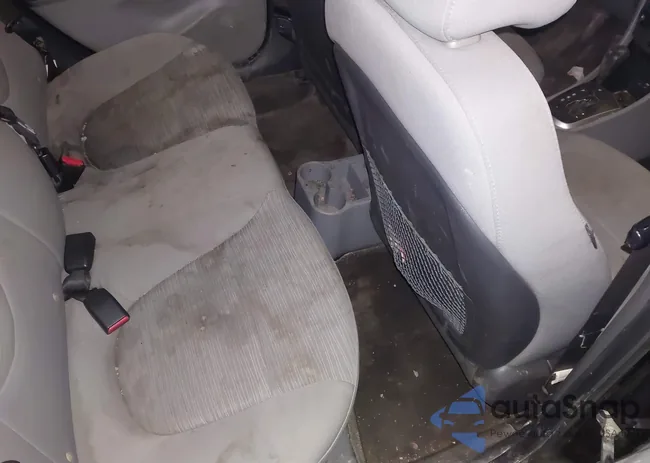 KMHCT4AE4GU057452: 44177563