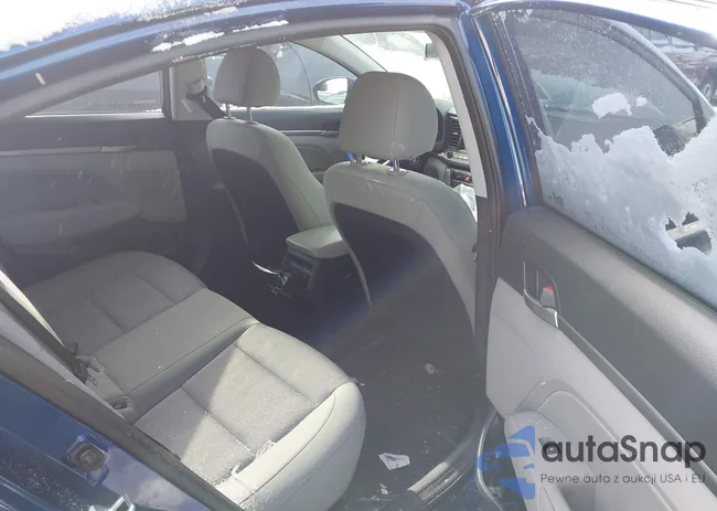 5NPD84LF4HH083142: 44177582