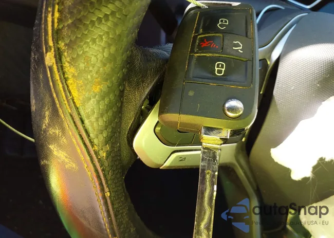 3VWCM7BUXNM023023: 44177601