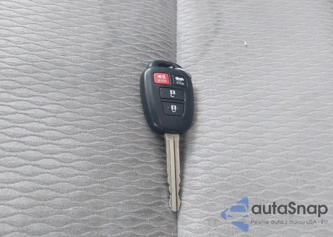 2T1BURHE4EC038894: 44177647