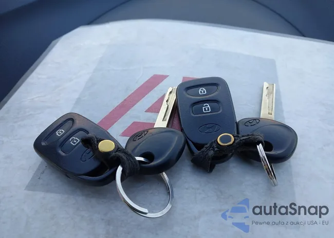 KMHCT5AE4EU155481: 44177682