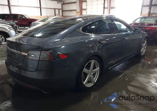 5YJSA1E24GF128405: 44177690