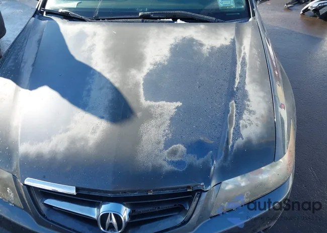 JH4CL96805C017858: 44177779