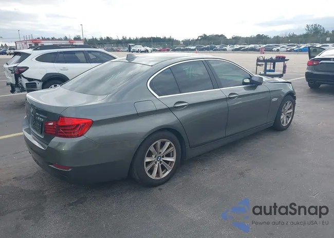 WBA5A5C57FD516782: 44177788