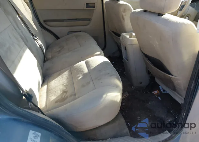 1FMCU9D78CKA73893: 44177801