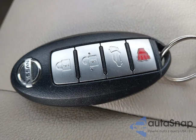 JN8AZ1MW3CW221239: 44177834