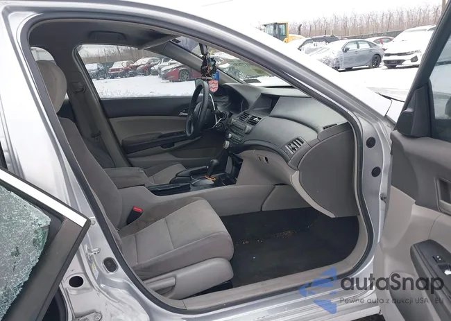 1HGCP26348A025626: 44177850