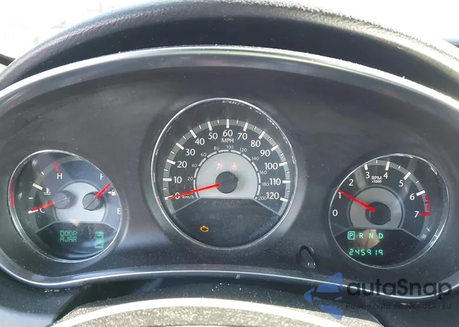 1C3CCBBB4DN656200: 44177978