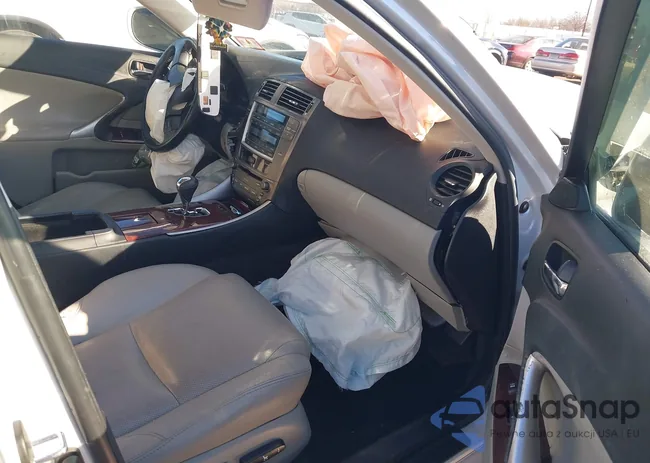 JTHCK262262001187: 44177103