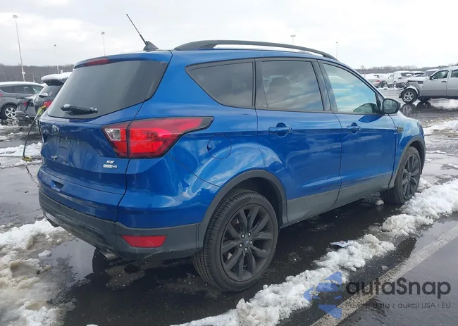 1FMCU9GD8KUA28165: 44177134