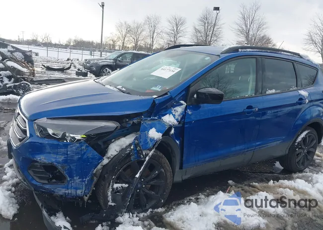 1FMCU9GD8KUA28165: 44177134