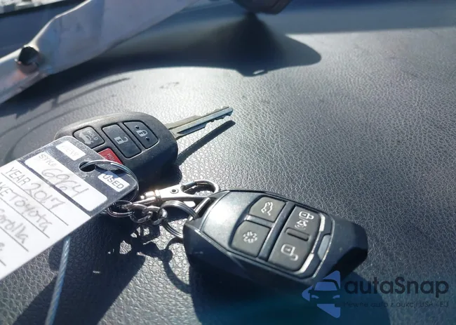 2T1BURHE6HC941911: 44177169