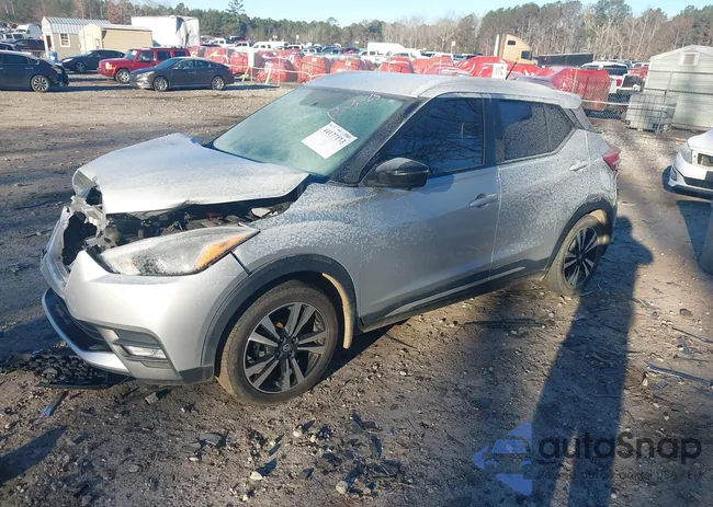 3N1CP5CU8KL515082: 44177173