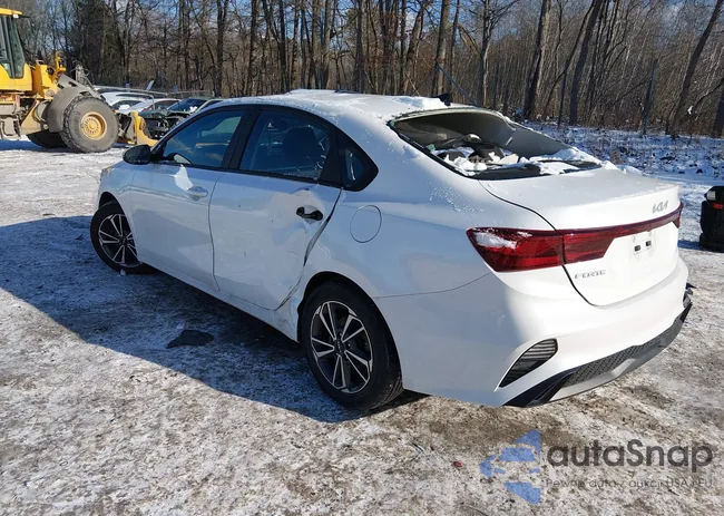 3KPF24AD2PE513734: 44177216