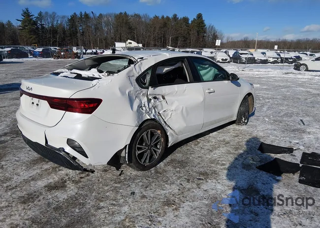 3KPF24AD2PE513734: 44177216