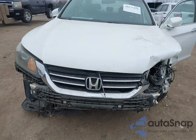 1HGCR2F76DA203947: 44177224