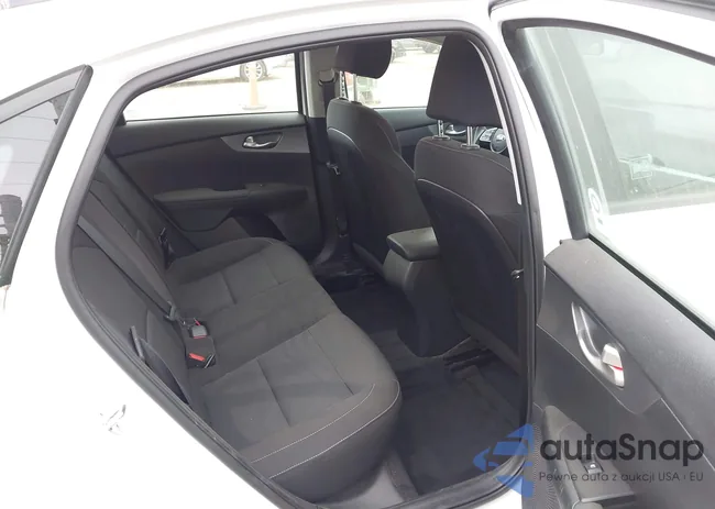 3KPF24AD9ME334084: 44177337