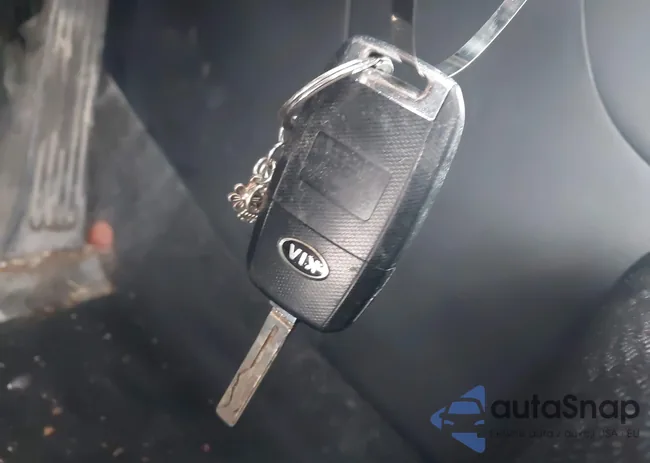 KNDPMCAC0H7077306: 44177372