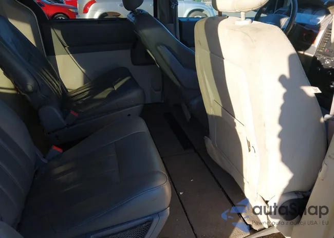 2A8HR54P08R637722: 44177391