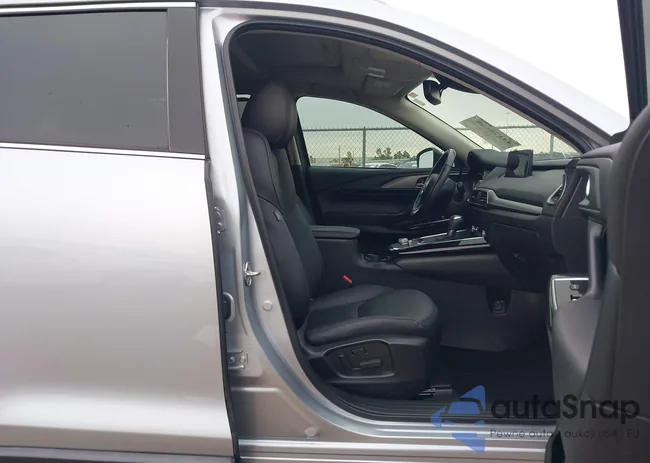 JM3TCBCY2N0626844: 44178568