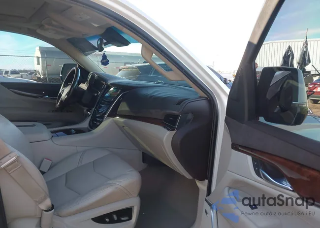 1GYS3NKJ3FR573301: 44178575