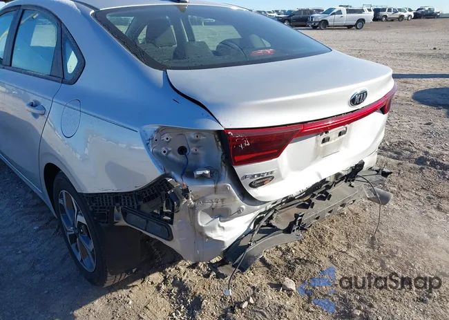 3KPF24AD9LE223016: 44178681